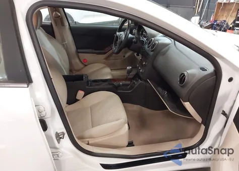 2009 Pontiac G6 z USA, uszkodzony, nr VIN 1G2ZG57BX94152112